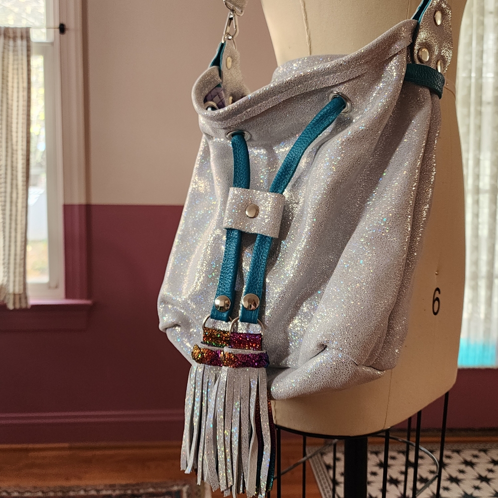 Drop Thread Gorgeous Leather  Shoulder Bag